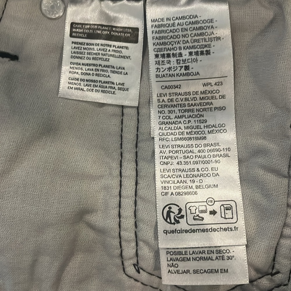 Levi’s 501 original style distressed women’s jeans - Picture 6 of 9